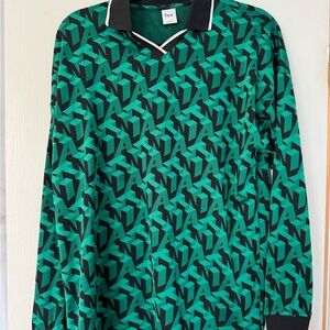 TNA -Aritzia Green Patterned Shirt